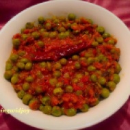 Kadai Matar (Spicy Green Peas Curry)
